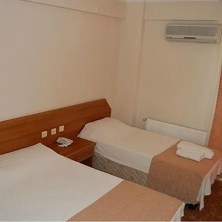 Hotell Ergin 2*