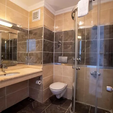 Ergin Hotel Ayvalı