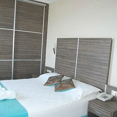 Hotell Ergin 2*