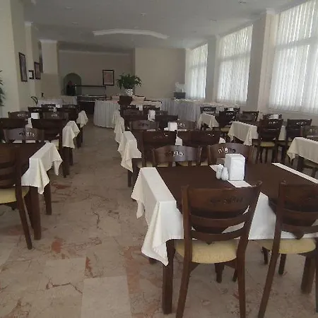 Ergin Hotell 2*