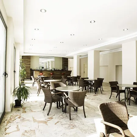 Hotell Ergin 2*